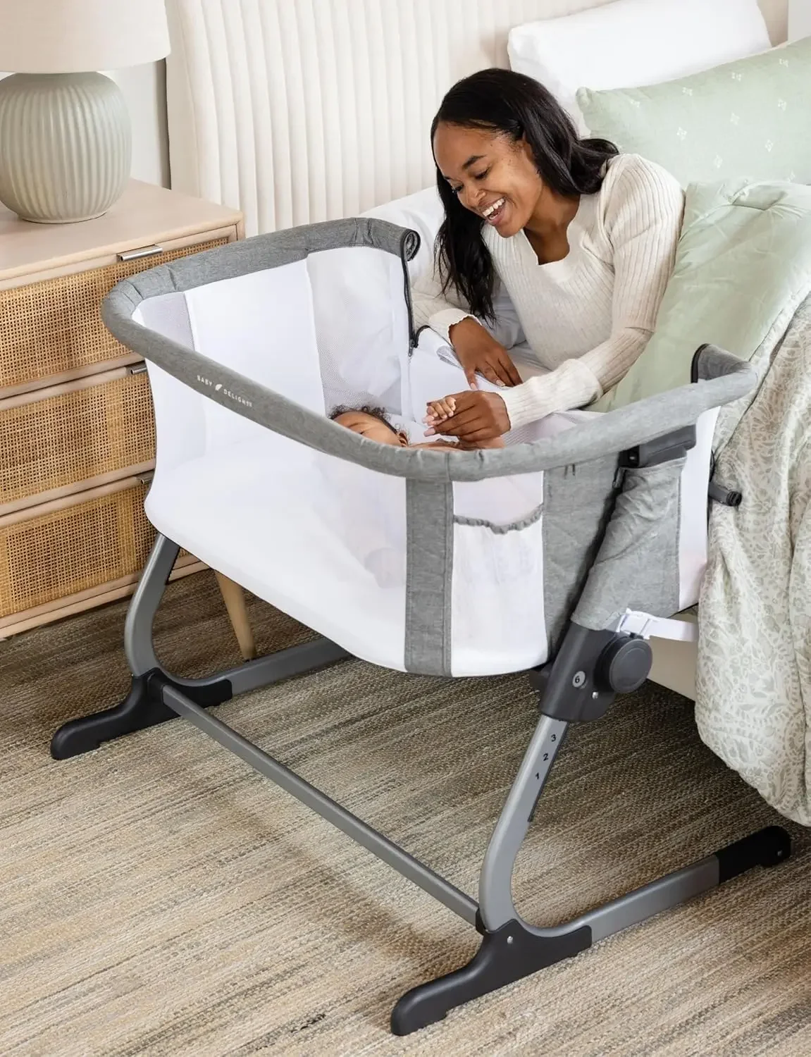 سرير أطفال بجانب السرير مع 6 أ - مراجعة Bassinet Bedside Sleeper وسعره