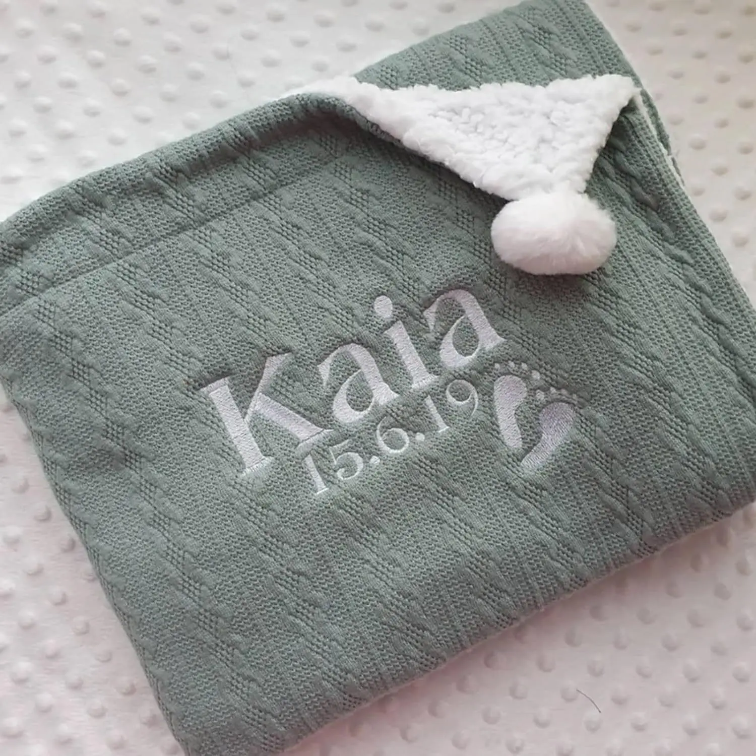 بطانية أطفال مخصصة مع اسم، بطا - مراجعة Baby Nursery Embroidery وسعره