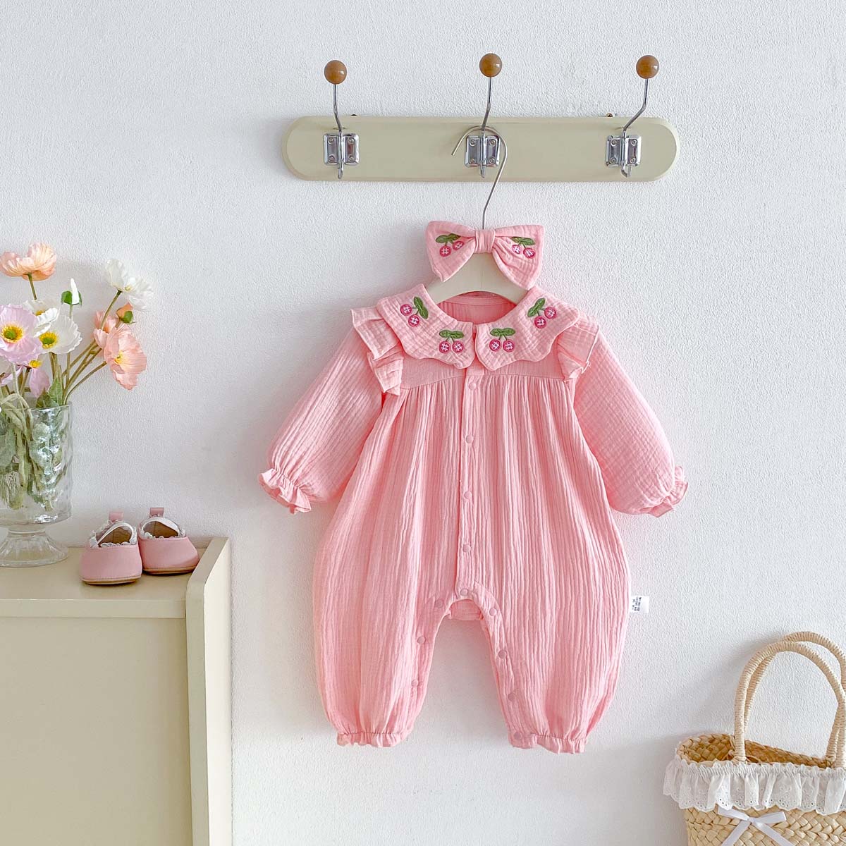 رومبير شبكي للبنات حديثات الول - مراجعة Baby Nursery Embroidery وسعره