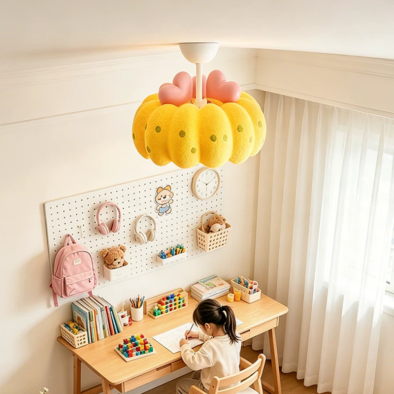 مصباح سقف لغرفة الأطفال بتصميم - مراجعة Baby Nursery Ceiling Light وسعره