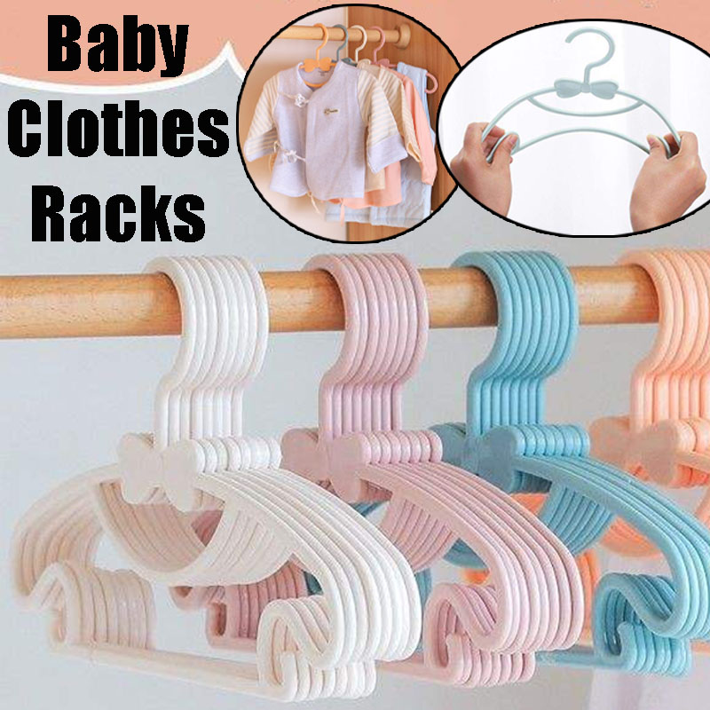علاقات ملابس أطفال بلاستيكية ل - مراجعة Baby Nursery Uniform وسعره