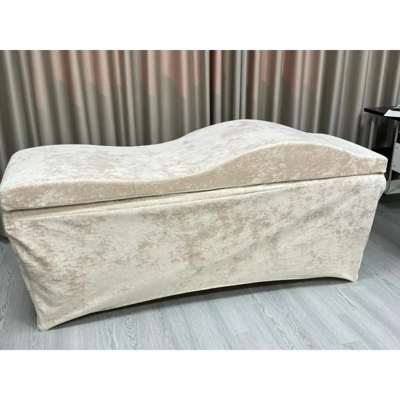سرير تجميل منحني لتمديد الرموش - مراجعة Changing Table Topper وسعره