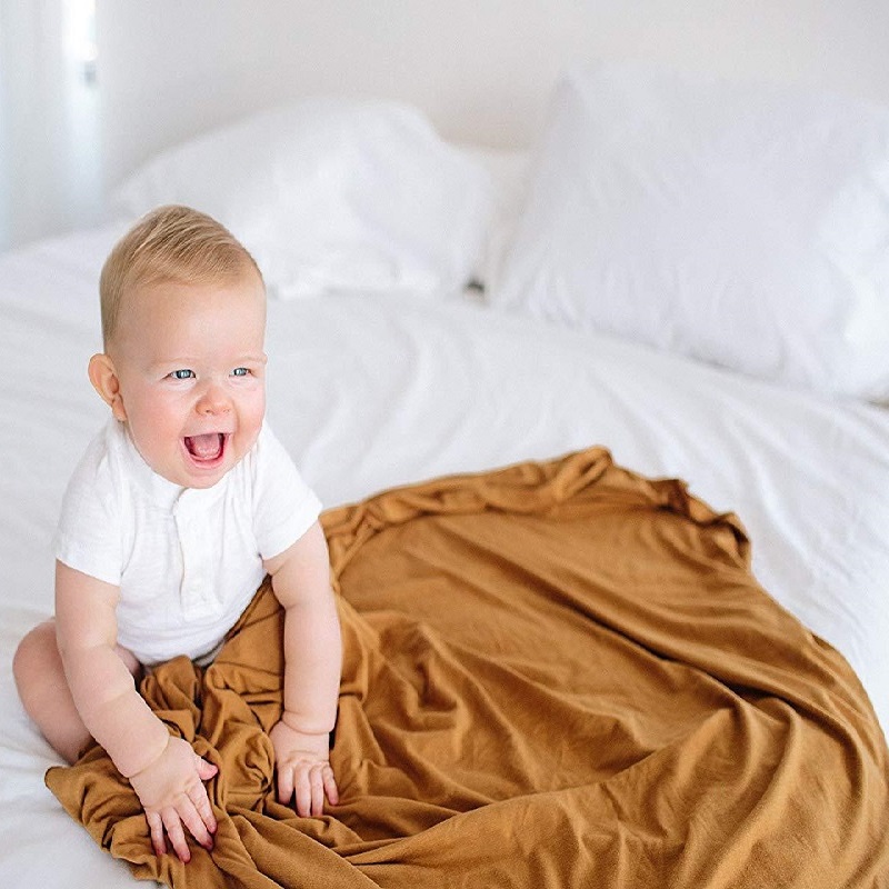لون أسود نقي الطفل التفاف التر - مراجعة Swaddle Blanket Muslin وسعره